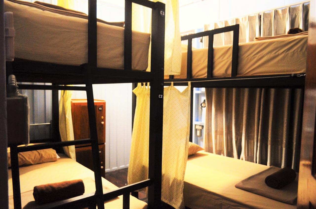 Banchan Hostel Ayutthaya Extérieur photo