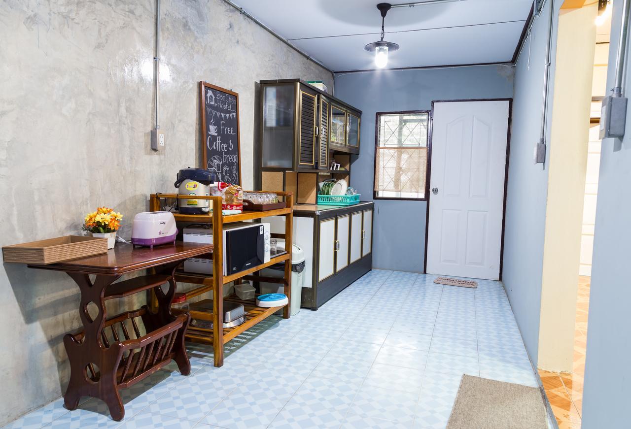 Banchan Hostel Ayutthaya Extérieur photo