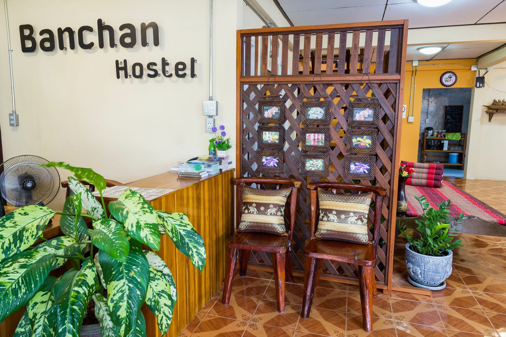 Banchan Hostel Ayutthaya Extérieur photo